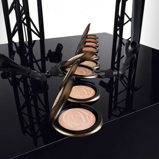 TEINT IDOLE ULTRA WEAR SERUM BRONZER 02